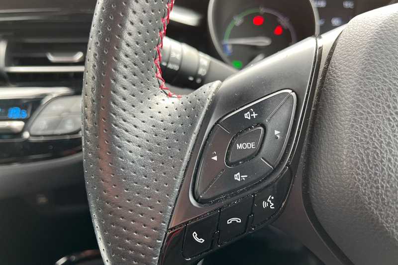 Used Toyota C-HR 2022 for sale - 76523711: Photo 17