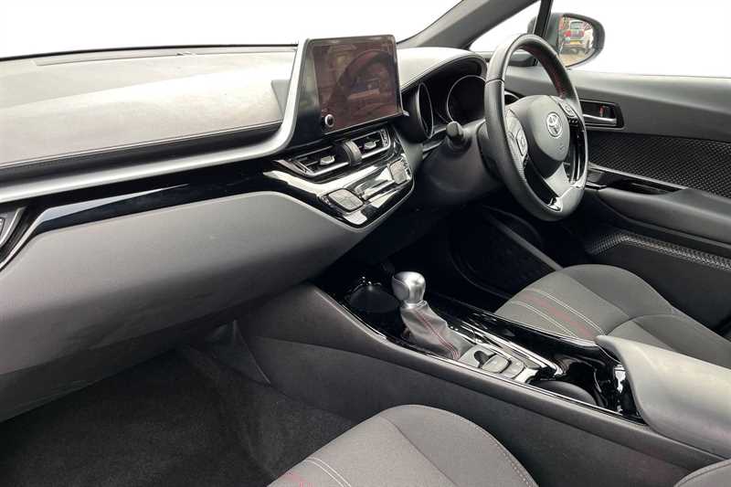 Used Toyota C-HR 2022 for sale - 76523711: Photo 2