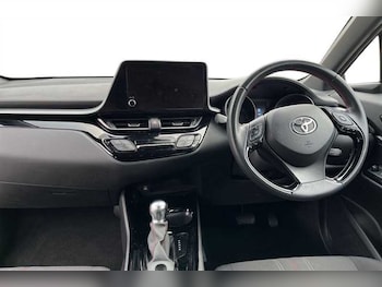 Used Toyota C-HR 2022 for sale - 76523711: Photo