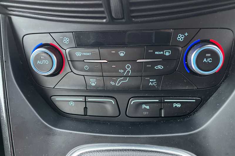 Used Ford Kuga 2019 for sale - 76928279: Photo 16