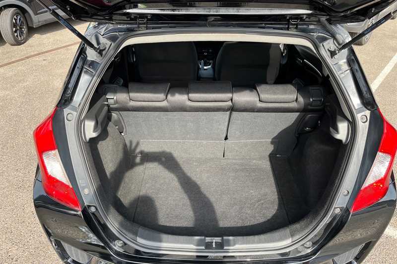 Used Honda Jazz 2016 for sale - 77972079: Photo 20