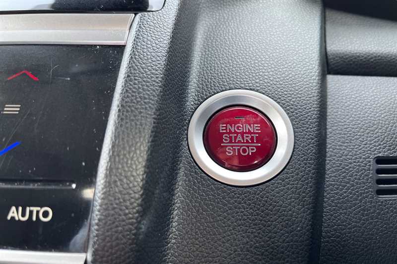 Used Honda Jazz 2016 for sale - 77972079: Photo 27