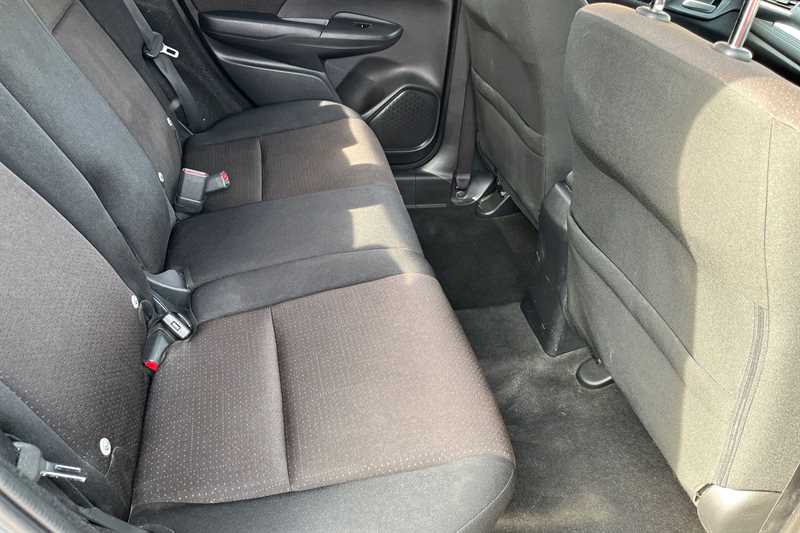 Used Honda Jazz 2016 for sale - 77972079: Photo 28