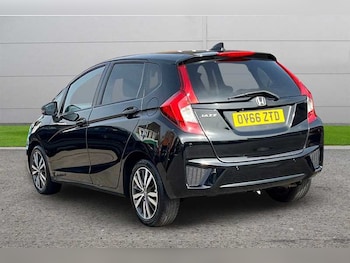 Used Honda Jazz 2016 for sale - 77972079: Photo