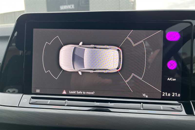 Used Volkswagen Golf 2021 for sale - 76928307: Photo 26