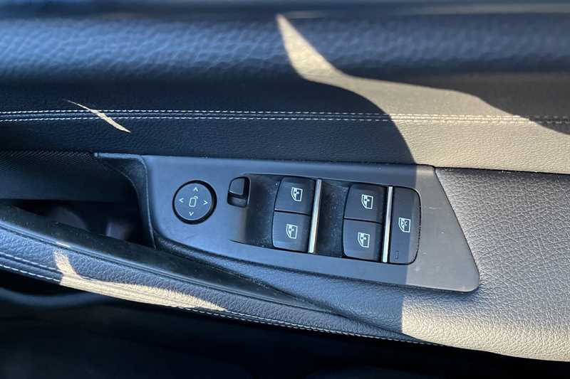 Used BMW 5 Series 2018 for sale - 77082772: Photo 18