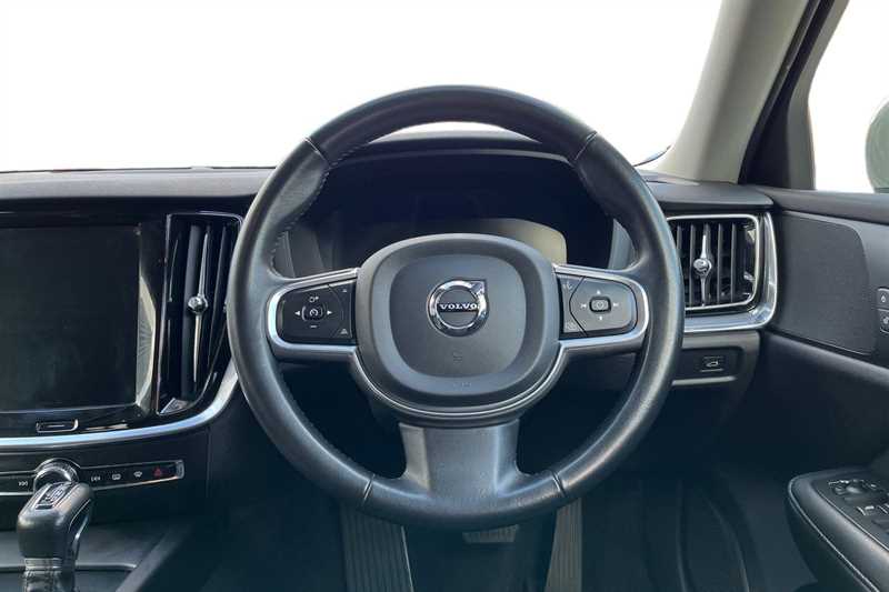 Used Volvo V60 2019 for sale - 77841854: Photo 13