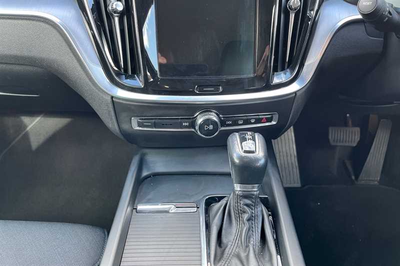 Used Volvo V60 2019 for sale - 77841854: Photo 16