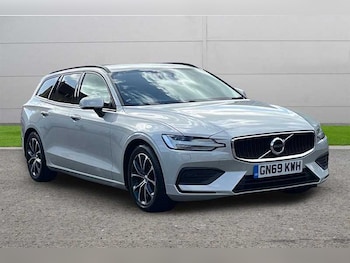 2.0 D4 [190] MOMENTUM 5DR AUTO