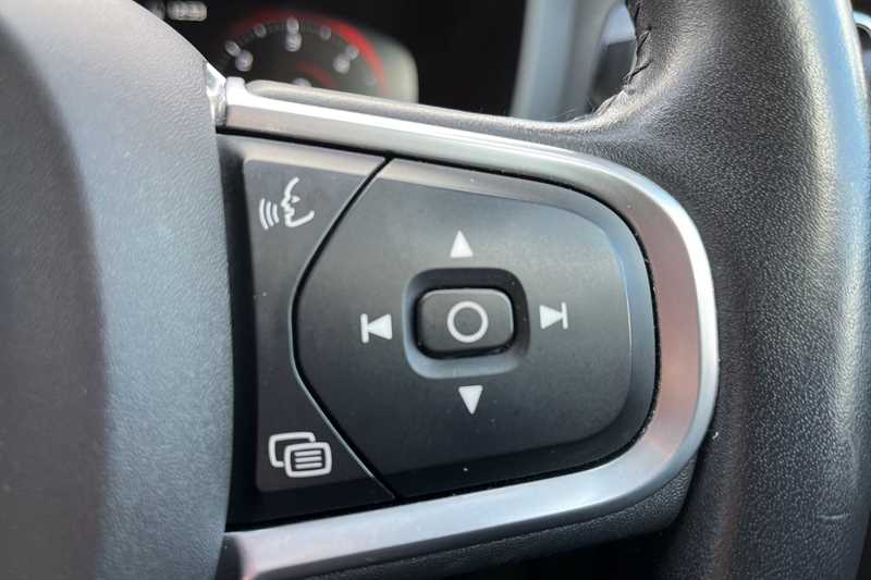 Used Volvo V60 2019 for sale - 77841854: Photo 26