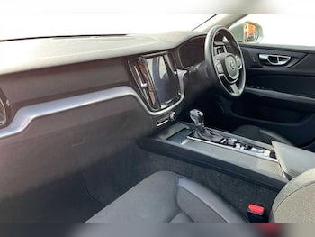 Used Volvo V60 2019 for sale - 77841854: Photo