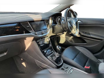 Used Vauxhall Astra 2017 for sale - 76523710: Photo