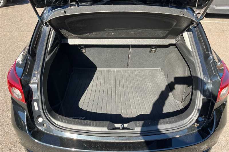 Used Mazda Mazda3 2017 for sale - 76176493: Photo 18
