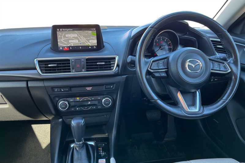 Used Mazda Mazda3 2017 for sale - 76176493: Photo 4