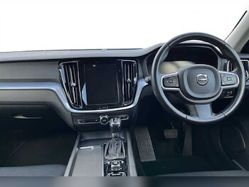 Used Volvo V60 2019 for sale - 78263838: Photo