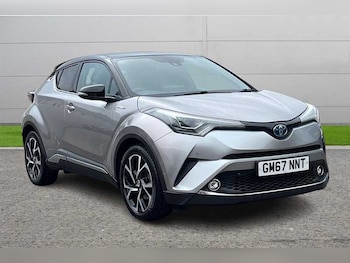 Used Toyota C-HR 2017 for sale - 76338997: Photo