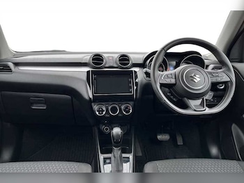 Used Suzuki Swift 2023 for sale - 77786497: Photo
