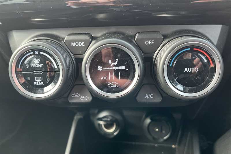 Used Suzuki Swift 2018 for sale - 77526428: Photo 16