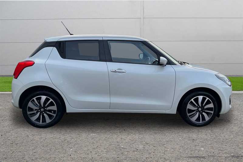 Used Suzuki Swift 2018 for sale - 77526428: Photo 5