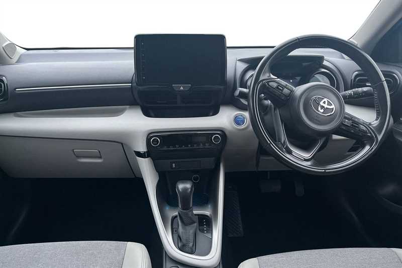 Used Toyota Yaris 2022 for sale - 76339030: Photo 4