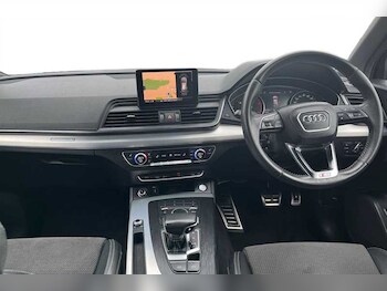 Used Audi Q5 2019 for sale - 78786336: Photo