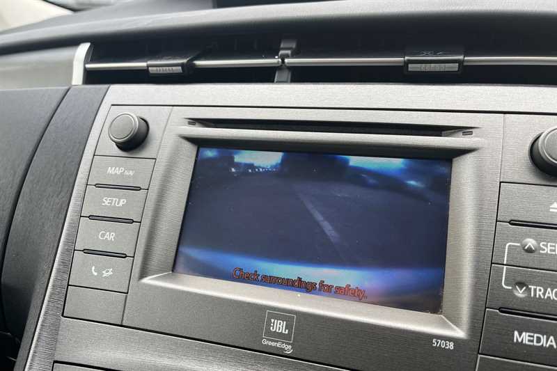 Used Toyota Prius 2015 for sale - 78059887: Photo 15