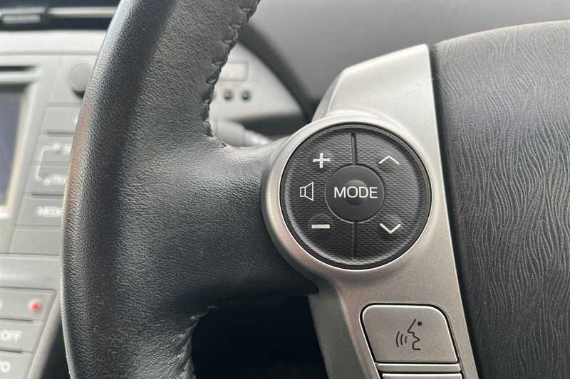 Used Toyota Prius 2015 for sale - 78059887: Photo 17