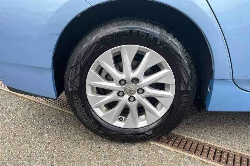 Used Toyota Prius 2015 for sale - 78059887: Photo 25