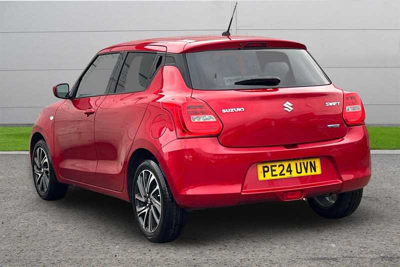 Used Suzuki Swift 2024 for sale - 77627770: Photo 3