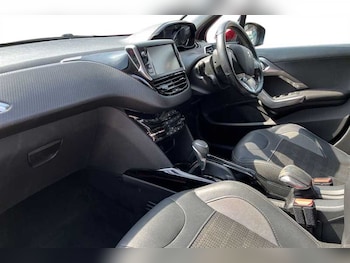 Used Peugeot 2008 2018 for sale - 78536719: Photo