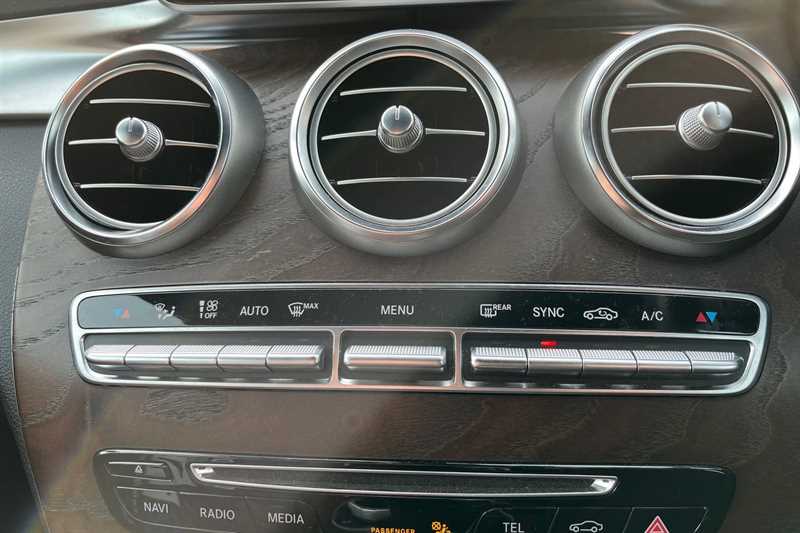 Used Mercedes-Benz C Class 2017 for sale - 77588837: Photo 16