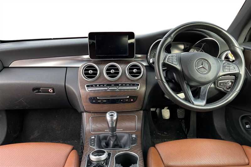 Used Mercedes-Benz C Class 2017 for sale - 77588837: Photo 4