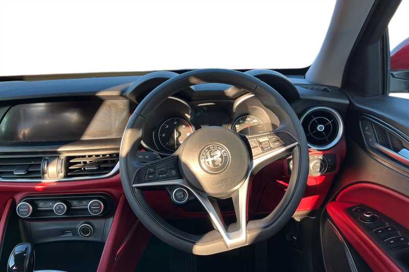 Used Alfa Romeo Stelvio 2018 for sale - 77740233: Photo 13