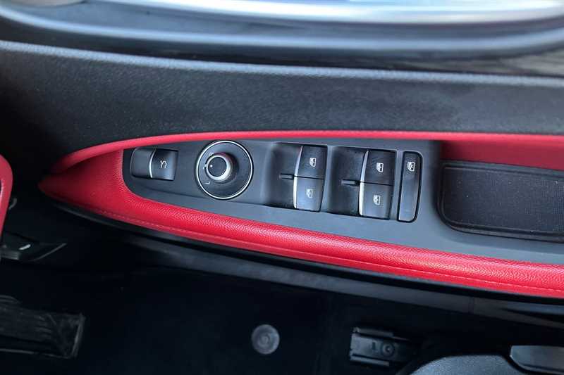 Used Alfa Romeo Stelvio 2018 for sale - 77740233: Photo 18