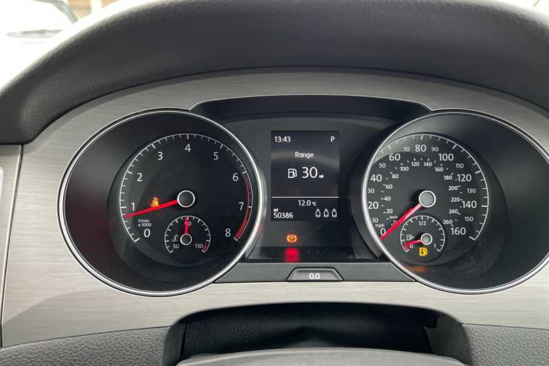 Used Volkswagen Golf SV 2015 for sale - 76967030: Photo 11