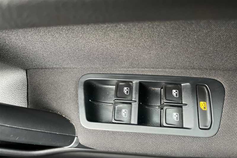 Used Volkswagen Golf SV 2015 for sale - 76967030: Photo 18