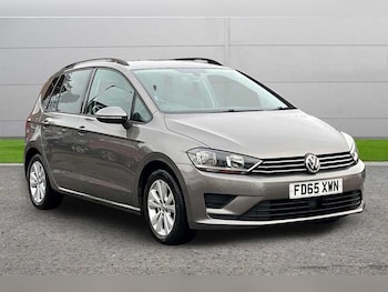Used Volkswagen Golf SV 2015 for sale - 76967030: Photo