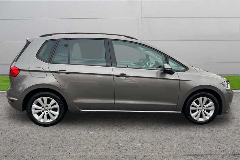 Used Volkswagen Golf SV 2015 for sale - 76967030: Photo 5