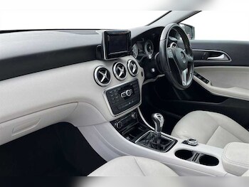 Used Mercedes-Benz A-Class 2015 for sale - 78550089: Photo