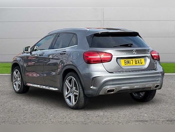 Used Mercedes-Benz GLA 2017 for sale - 78385435: Photo