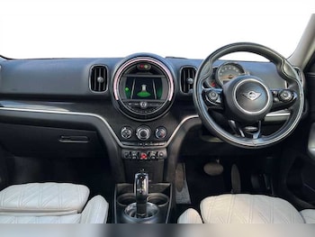 Used MINI Countryman 2019 for sale - 77911468: Photo