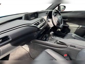 Used Lexus UX 2019 for sale - 77627799: Photo