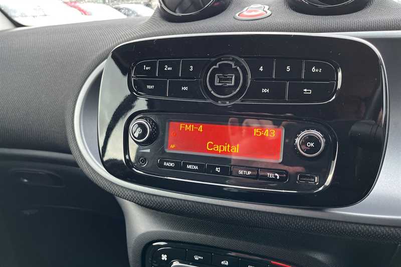 Used smart fortwo 2018 for sale - 77576644: Photo 14