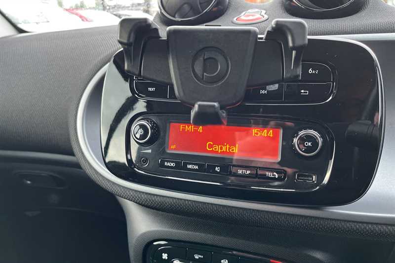 Used smart fortwo 2018 for sale - 77576644: Photo 15