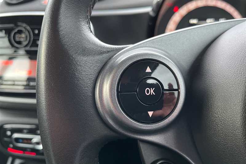 Used smart fortwo 2018 for sale - 77576644: Photo 17