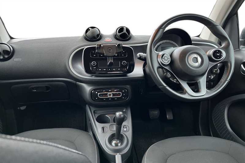 Used smart fortwo 2018 for sale - 77576644: Photo 4