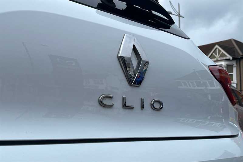 Used Renault Clio 2022 for sale - 76928278: Photo 26