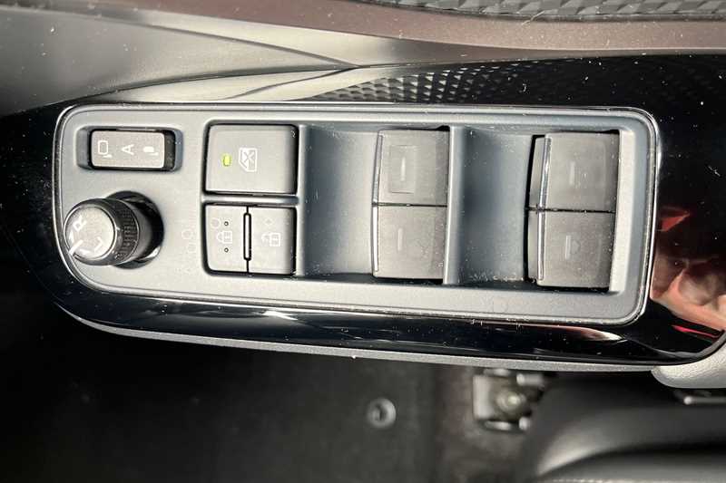 Used Toyota C-HR 2022 for sale - 76754866: Photo 18