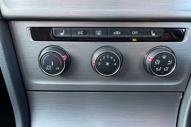 Used Volkswagen Golf 2017 for sale - 77442872: Photo 16