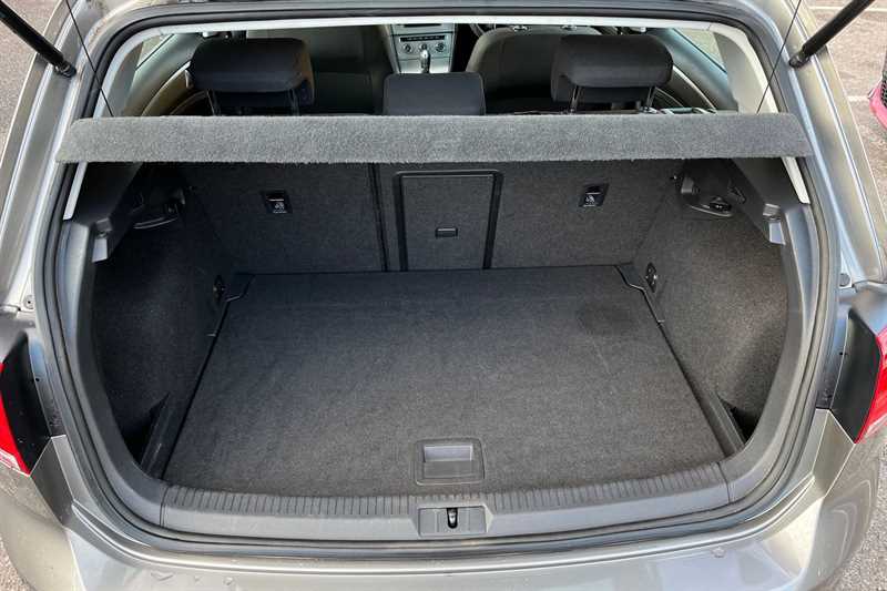 Used Volkswagen Golf 2017 for sale - 77442872: Photo 20